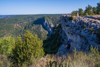 Mirador Cueva del Armentero. Cuenca.-