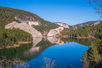 Embalse de La Toba. Uña-