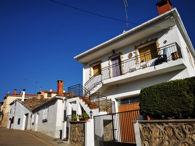 Arcos de la Sierra__