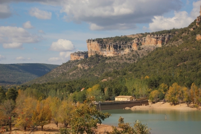 Embalse de la Toba. Uña_